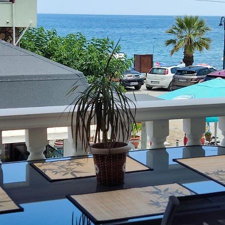 Sea View Apartments Poseidon Лептокария Экстерьер фото